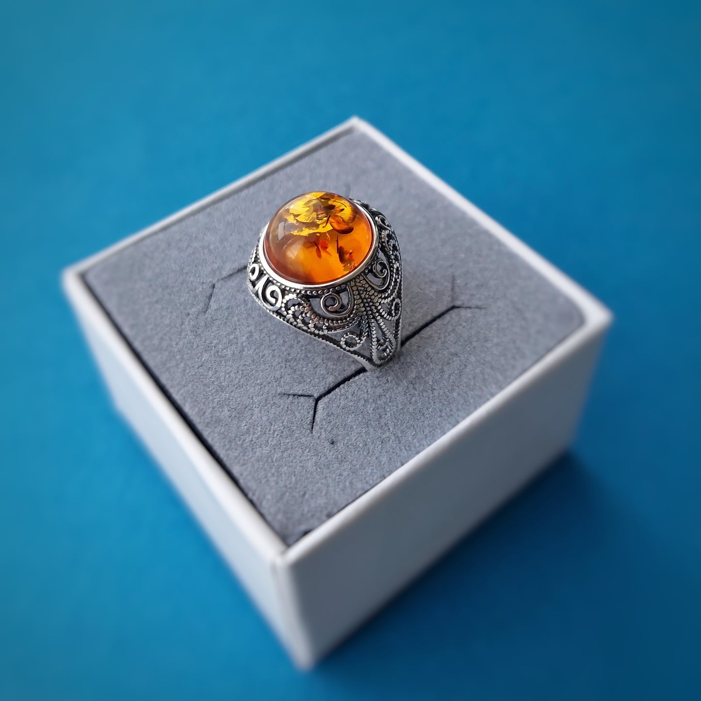 Victorian amber sterling silver ring, gemstone gothic goth elegance, Natural amber ring with golden flakes, Vinatage style, Anniversary gift