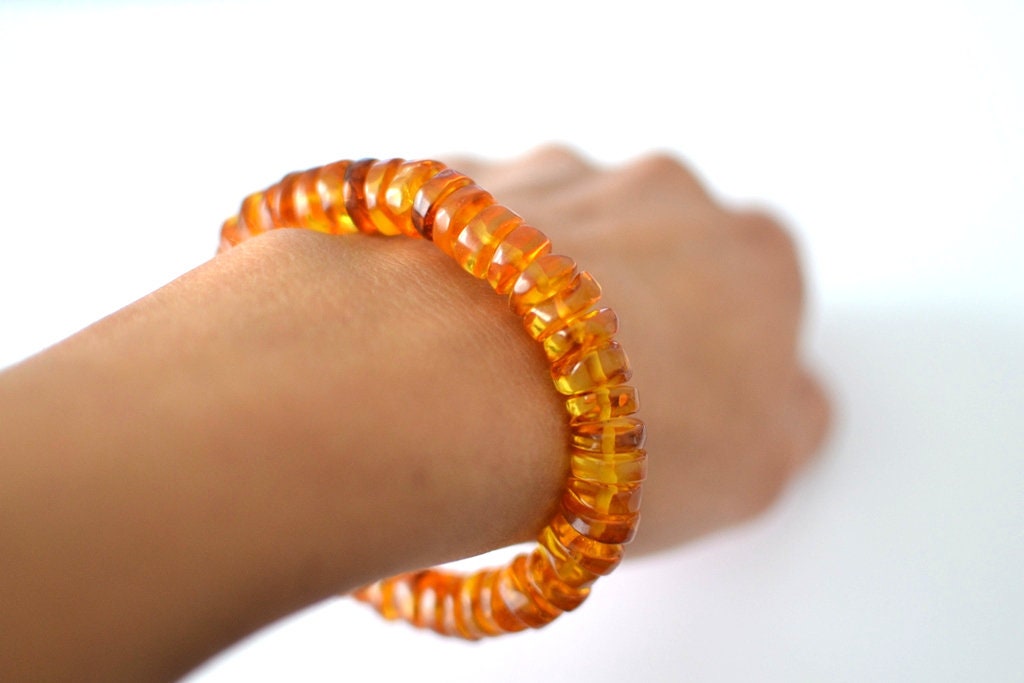 Polished Gold Amber Bracelet