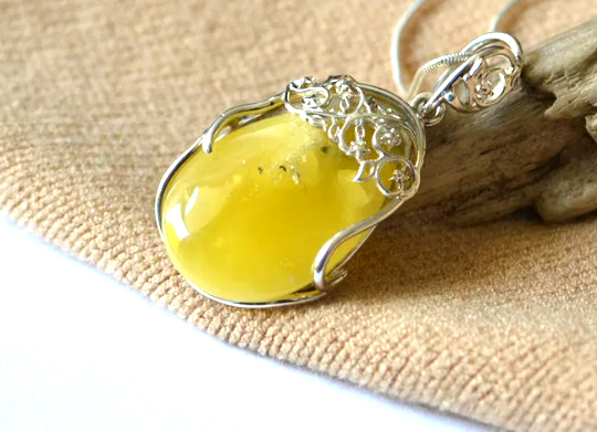 Yellow Amber Pendant Necklace