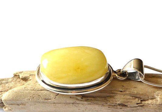 Yellow Amber Pendant Necklace